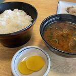 まるは食堂旅館 - 