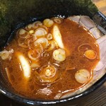 麺匠 三はし - 見た目ほど辛くない