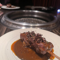 Let it Beef - フィレサイド串焼き オマール海老のジュレ