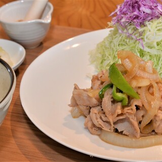 定食の店 にこまつ_1