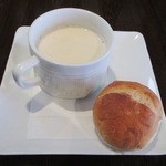 マリベン - ('12/10)セットのパンとスープ
