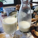 レストラン・マッカリーナ - 牛乳