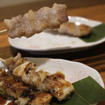 和牛と旬野菜 おすすめ家 - 豚トロ串(塩)