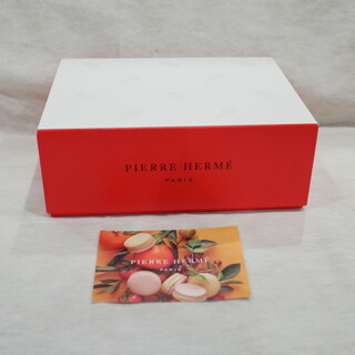 PIERRE HERME PARIS - 