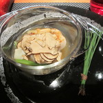 松茸と活帆立貝のココット仕立て