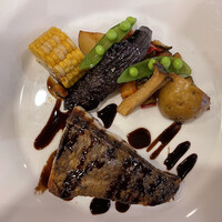 ザ・ループ(ホテルアゴーラリージェンシー大阪堺) - コーンが、ナイフとホークでは最強に難しかったです。デートだと食べないと思います（笑）