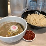 アンダーグラウンド ラーメン 頑者 - 