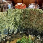 横浜家系ラーメン 三郷家 - 海苔増しは5枚100円。