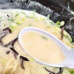 ぎょらん亭 - クリーミーなスープ。
