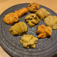 新宿 鮨 つむぎ - 本日の目玉！！ウニ9種の食べ比べ( *¯ ꒳¯*)