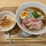 太閤うどん - 魚介淡麗醤油ラーメン