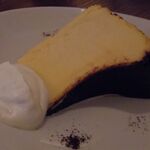 シクスバイオリエンタルホテル - バスクチーズケーキ