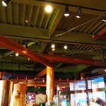カフェOB - だから店内天井はこんな感じなんです。
