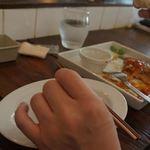 アオイクカフェ - プレートの大きさが分かるかな？