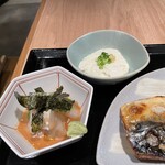 田中田式海鮮食堂 魚忠 - 刺身の胡麻醤油漬け