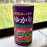 Mishima Shokuhin - ゆかり(赤しそ飲料) 140円(8％税込)