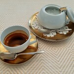 SALONE TOKYO - キリリとした苦味のエスプレッソは、香ばしさと深いコクで優雅な食後の余韻を