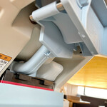 やよい軒 - ご飯排出口。