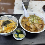 久松屋 - カツ丼650円＋チャーシュー麺600円