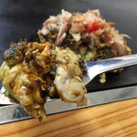 きたろうお好み焼 - きたろう お好み焼(岡山県備前市日生町日生)カキオコ 950円