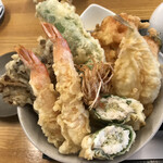 Tempura Kami Ishi - 海老にこだわった上天丼大盛り