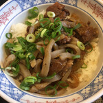 さぬきうどん 天霧 - 牛すじ煮込み丼