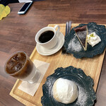 SIPPO MEET UP CAFE - マリトッツォとバスクチーズケーキ