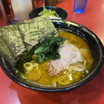 家系総本山 ラーメン 吉村家 - 