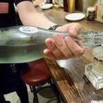 焼きとん大国  - 夏酒らしい涼しげな瓶ですね。