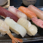 Sushi Dainingu Sazanami - 握りランチ 990円