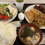 みなみ町食堂 - 880円バイキング