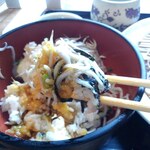 海湘丸 - しらす丼・アップ