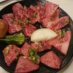 Sumiyaki Horumon Kosumi - イイ肉3種盛り