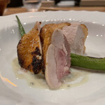 f - ゴルゴンゾーラ独特の香りが、頂く前から店内にタップリ充満しました！火入れも絶妙でとってもジューシー♬