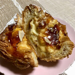 パンやきどころ RIKI - ブリュレバナーヌ ¥380