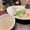 麺 ヒキュウ 六甲道店