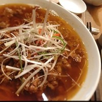 倶楽湾 - 本日のおそば。牛肉細切りめん。