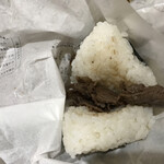 Omusubi Sankyuu - 和牛の焼肉！　300円