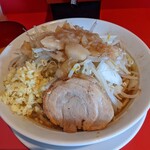 ボディブロー - 極太麺   ラーメン   麺少なめ250ｇ    ✓しょうが 普通  ✓アブラ 普通  ✓ヤサイ普通   
              