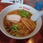 寺子屋やまさん - 醤油ラーメン