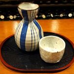 酒菜や凛 - 「浦霞 本醸造」（1.5合、660円）の燗酒