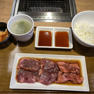 お一人様ok 栄でおすすめの焼肉をご紹介 食べログ