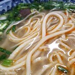 蘭州拉麺店 火焔山 - たまに、こんな感じの麺も。
