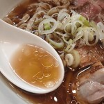 らーめん　かねかつ - クリアなスープ