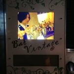Bar Vintage with Restaurant - 