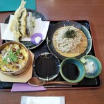 桔梗 - 料理写真:鮎の天ぷら御膳 1590円