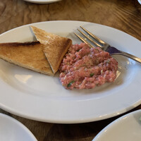 カルネジーオ イースト - 