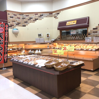 ビッグママ・おいしいパン屋さん_2