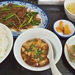 中華料理 東来福 - レバニラ炒め