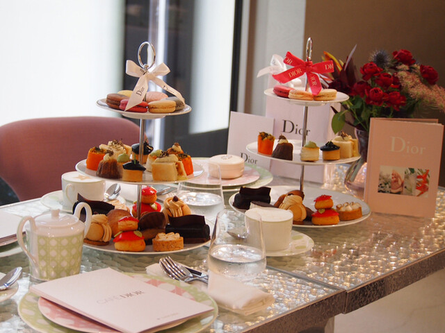 カフェ ディオール バイ ラデュレ Cafe Dior By Laduree 銀座 カフェ 食べログ カフェ ディオール バイ ラデュレ Cafe Dior By Laduree 銀座 カフェ 食べログ